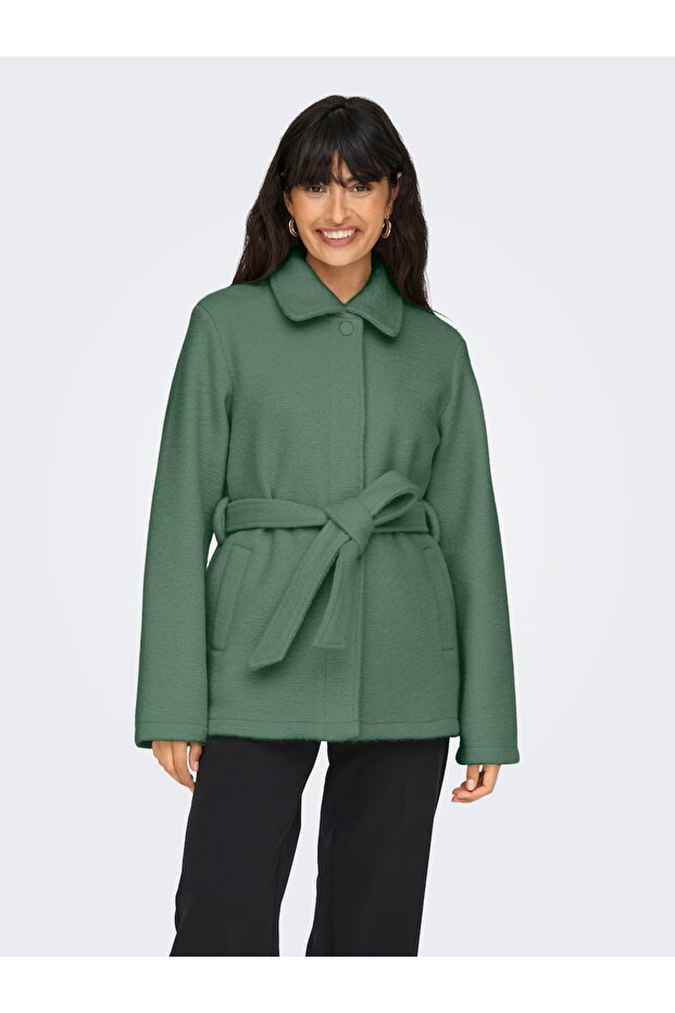 Short green jacket with drawstring - 1