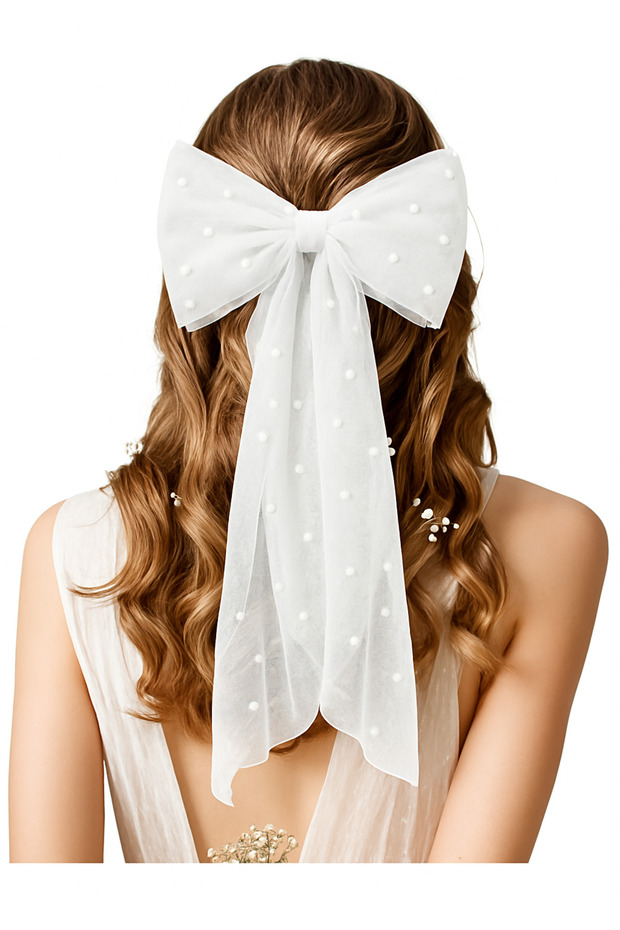 Scalloped Hair Clip with Pearl Bow Detail