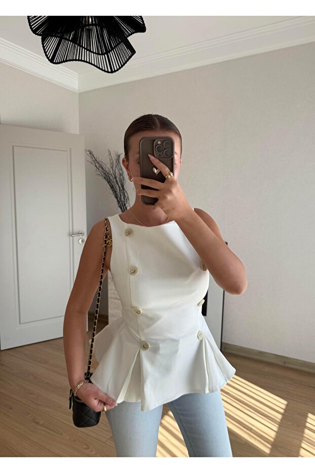 DÜĞMELİ BEYAZ YELEK - 7