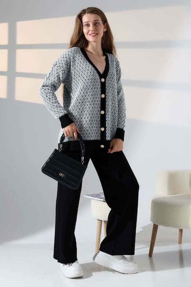 Women's Black V-Neck Buttoned Cardigan and Pants Top and Bottom Knitwear Set