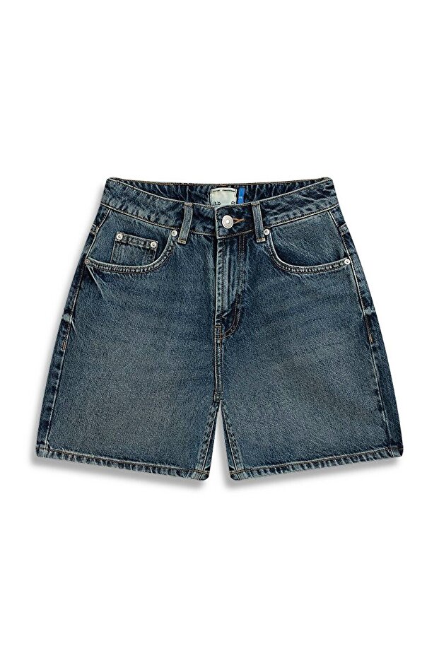 Lizzie Classic Fit Jean Shorts