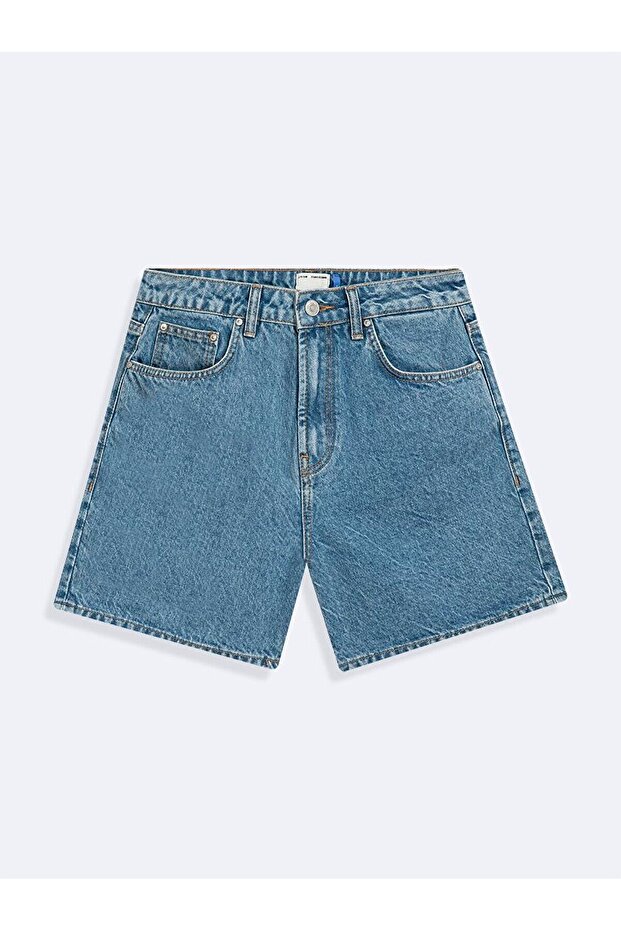 Lizzie Classic Fit Jean Shorts