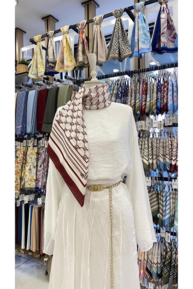 وشاح بنمط K