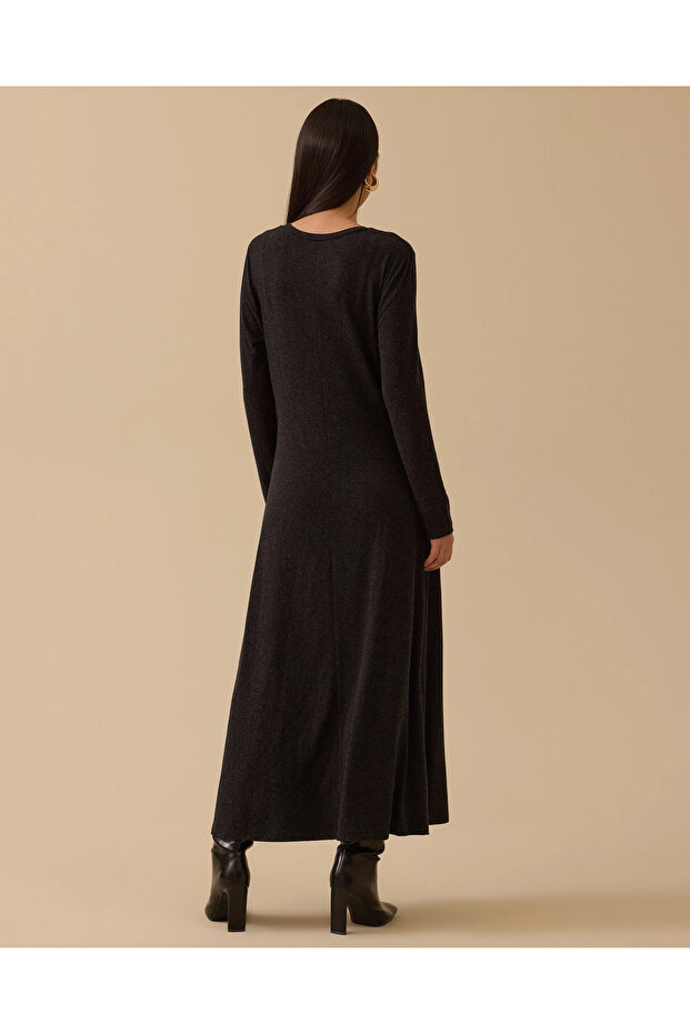 Yuvarlak Yaka Uzun Basic Elbise - 4