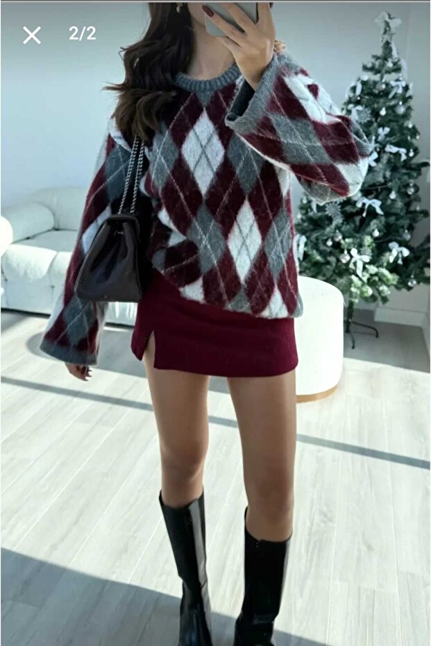 One Premium Series Woolen Diamond Pattern Side and Sleeve Slit Detail Knitwear Sweater