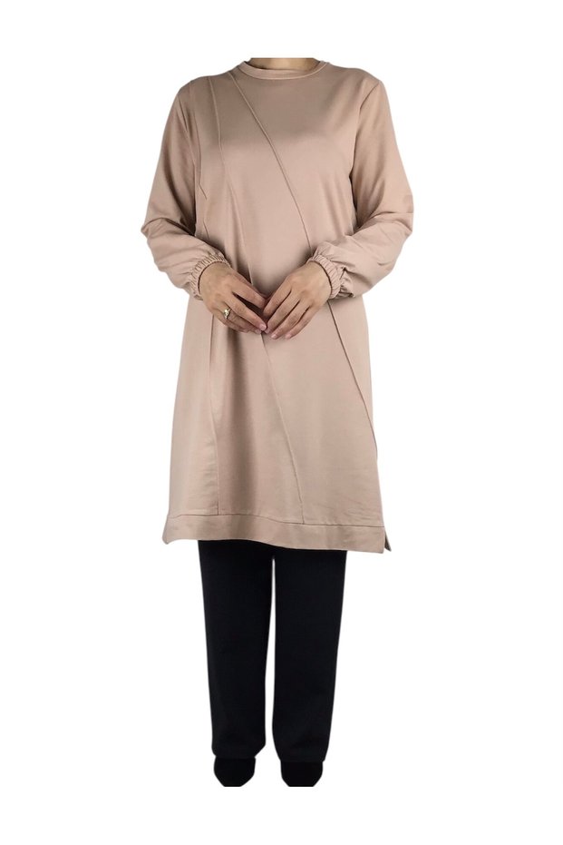 Women's Sewn Front Sleeves with Elastic at the Hem with Band Detail Crystal Two-Ply Seasonal Tunic