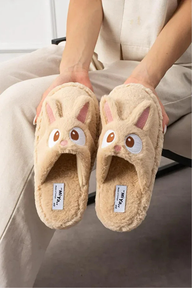 Cute Rabbit Figured Embroidered Winter Unisex House Slippers Non-Slip Sole That Doesn'T Make Noise