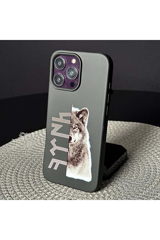 حافظة إطلاق متوافقة مع آيفون 14 برو مطبوعة بنقش الذئب ومبطنة بالمخمل من الداخل - 2
