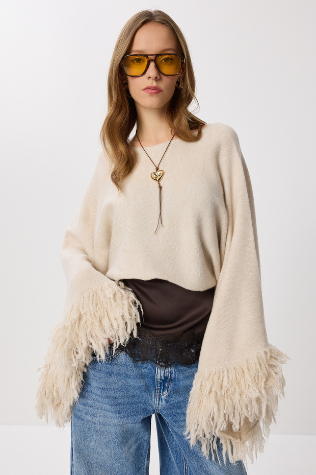 Tasseled Crop Knit Sweater Lns0084 Stone