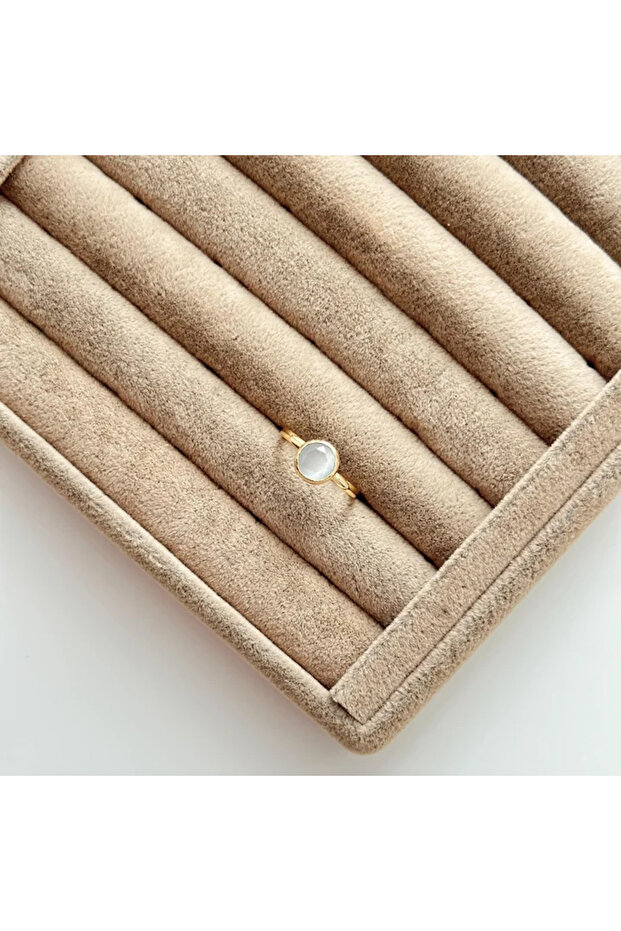 خاتم نويفيل - 1