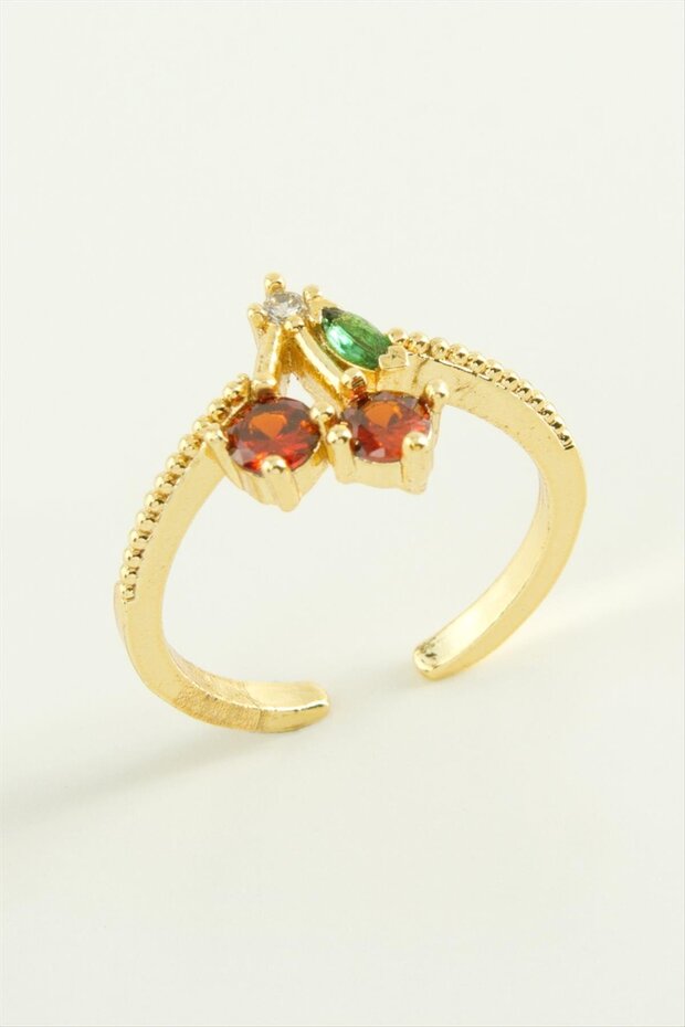 Cherry zircon stone ring