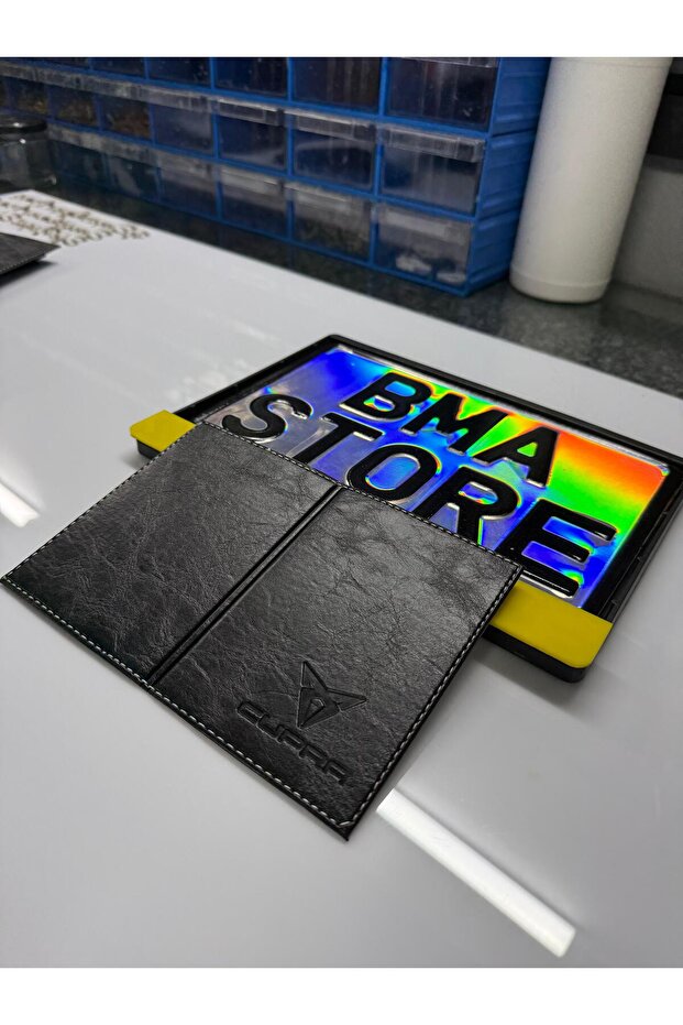 حافظة رخصة القيادة مع شعار كوبرا - 3