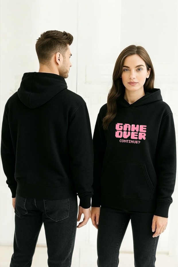 سويت شيرت بقلنسوة مطبوع عليه Game Over Colorful