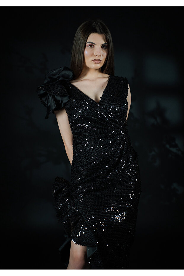 Rochie lunga neagra glam - 4