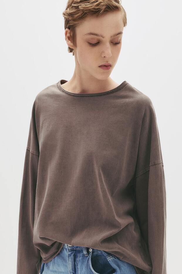 Uzun kollu oversize t-shirt - 4