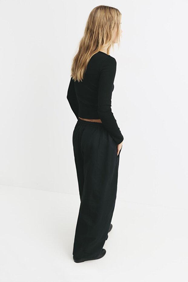 Uzun kollu geniş yaka tişört - 4