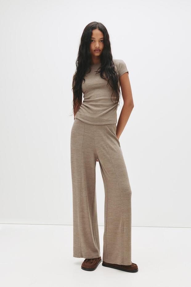 Soft touch T-shirt with side gather - 5