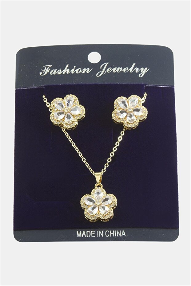 Flower Zircon Stone Set Necklace