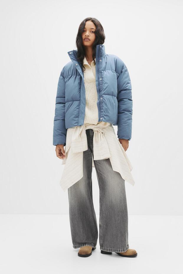 Dik yakalı şişme mont - 4