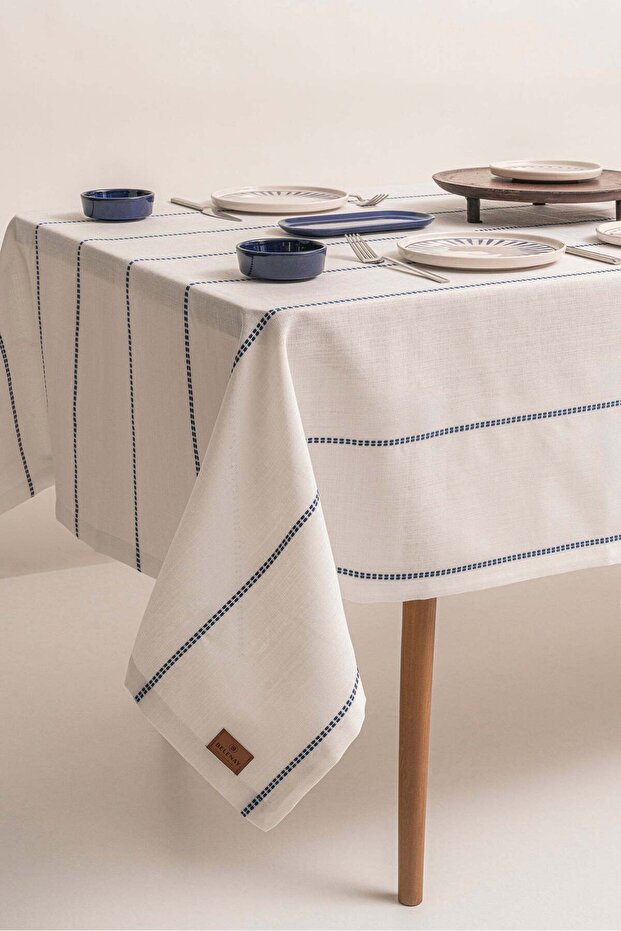 Elya Rectangular Tablecloth - 1