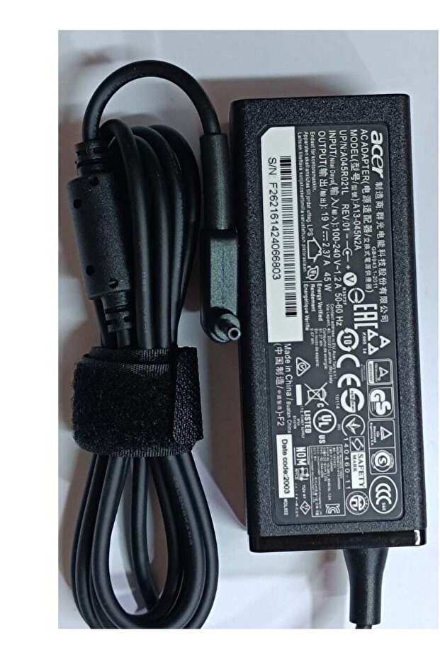 شاحن لابتوب CS 45W 19.V 2.37A 3.0mm * 1.1mm لجهاز Acer