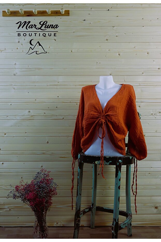 Asansörlü Crop Bluz