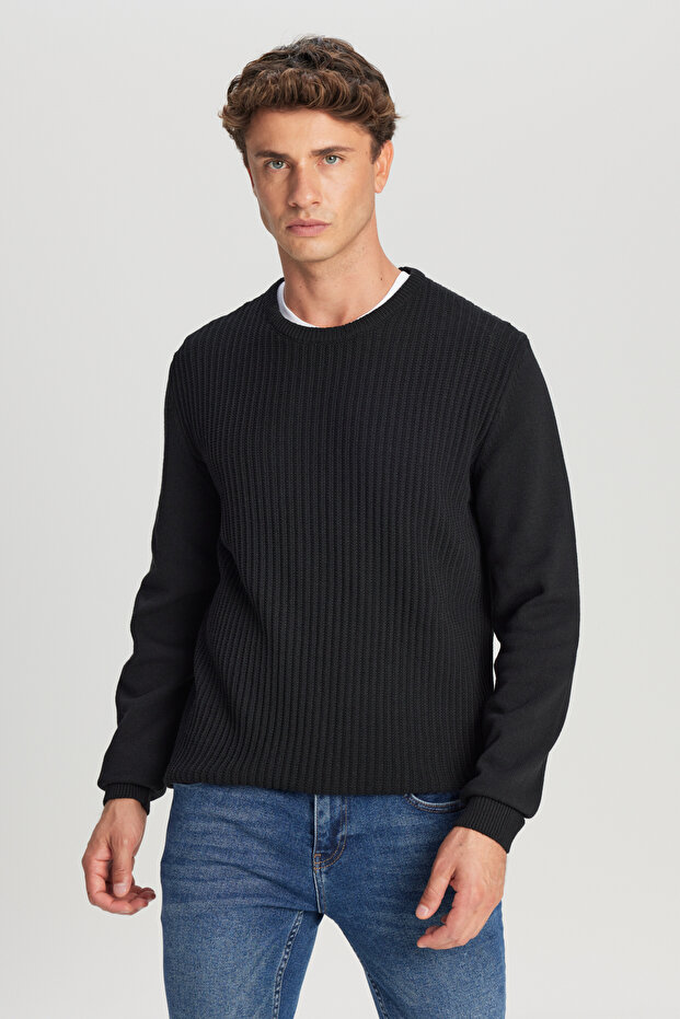 Men's Black Cotton Standard Fit Regular Cut Crew Neck Jacquard Knitwear Sweater