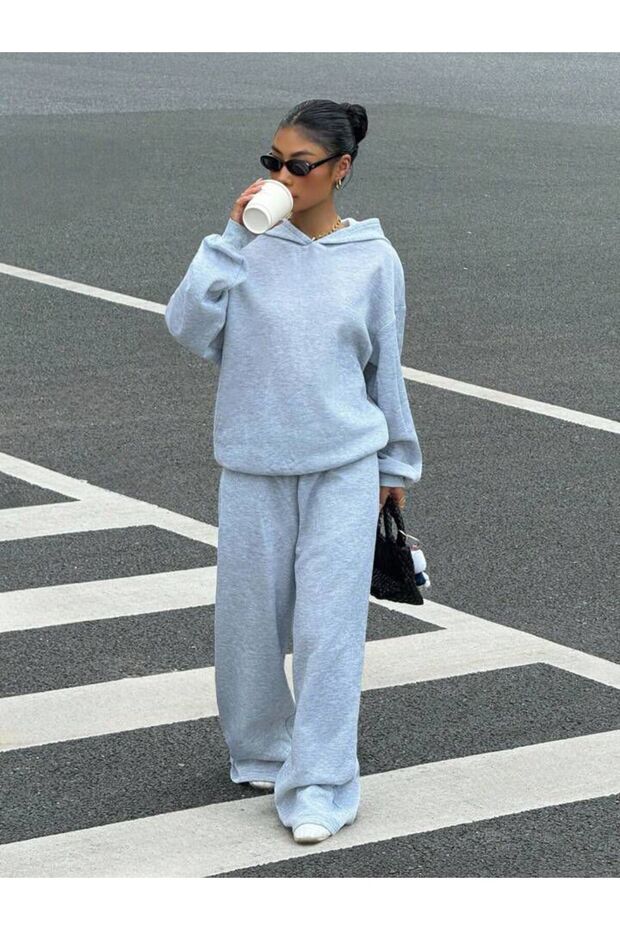 Gray Wideleg/Wide Leg Sweatshirt/Lower Pants of Tracksuit Set