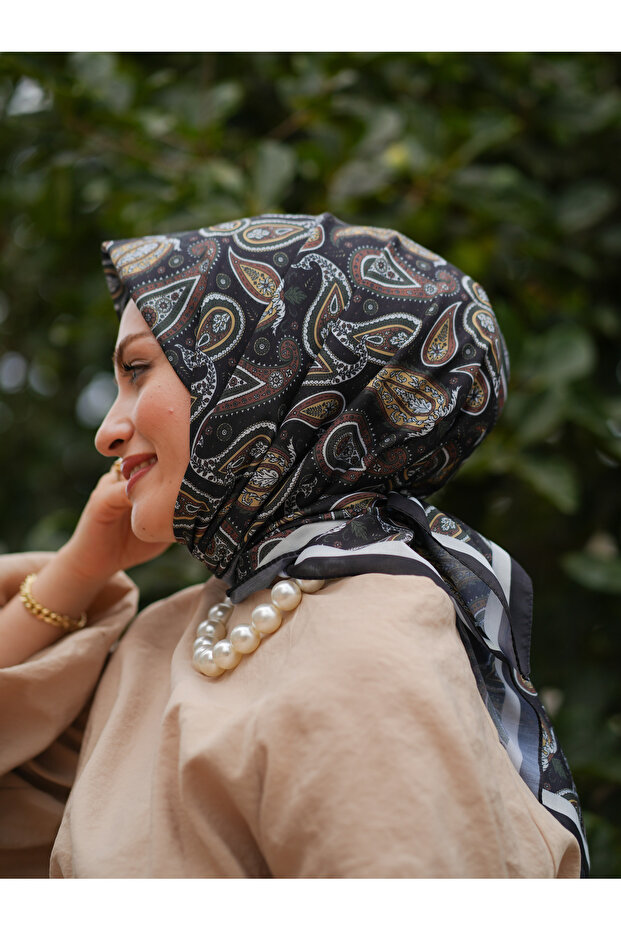 وشاح بنمط عرقي، وشاح منقوش - 4