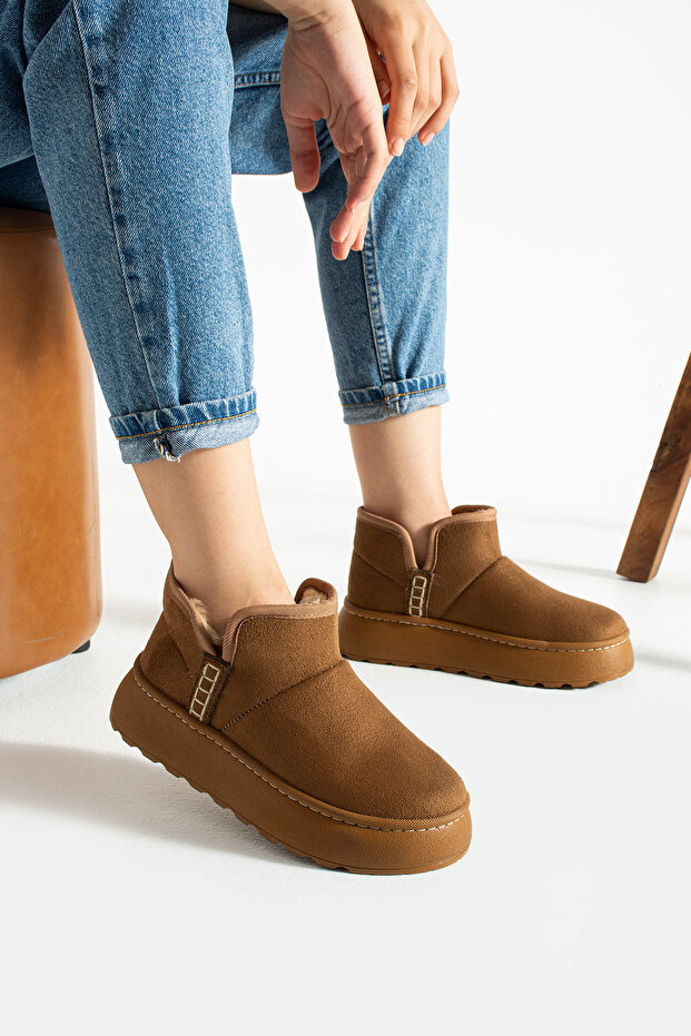 Taba Kadın Kalın Topuklu Kürklü Kısa Bot UG01NAV - 1