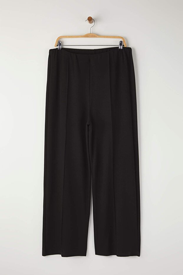 Siyah Nervür Detaylı Wide Leg/Geniş Paça Büyük Beden Eşofman Altı TBBAW26AJ00005 - 5