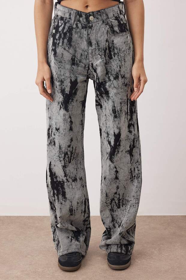 Gri Süet Görünümlü Flok Baskılı Yüksek Bel Wide Leg Jeans TWOAW26JE00162 - 1