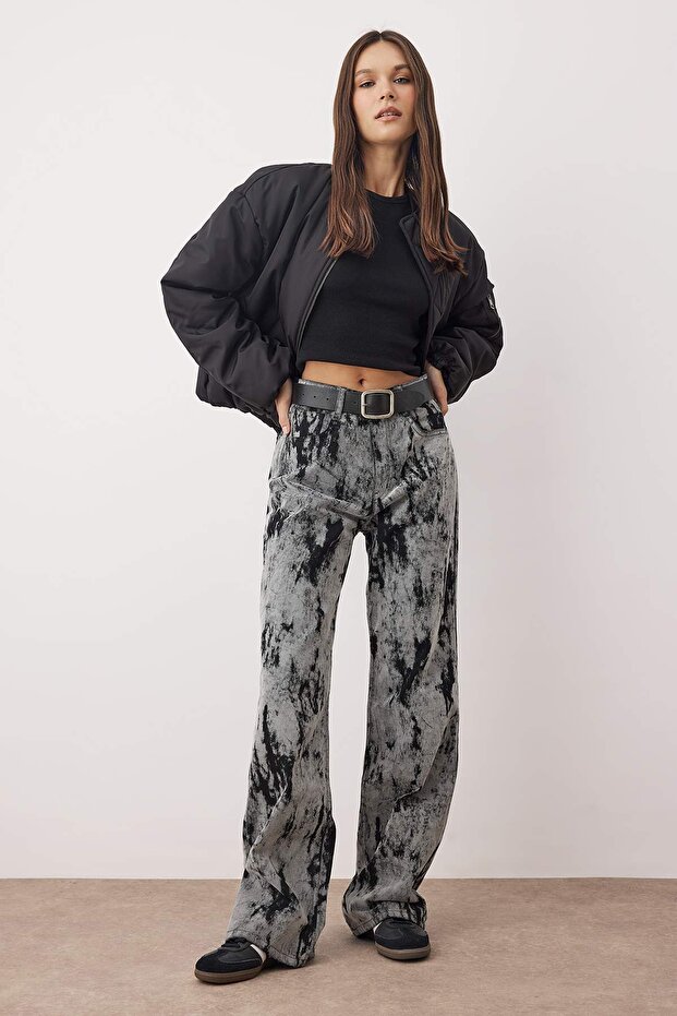 Gri Süet Görünümlü Flok Baskılı Yüksek Bel Wide Leg Jeans TWOAW26JE00162 - 2