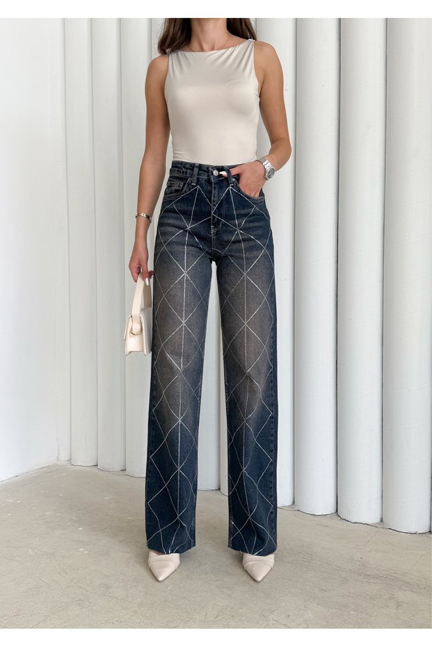 Women's Wintage Effect Blue Color Shiny Stone Special Design Denim Straight Palazzo Jeans