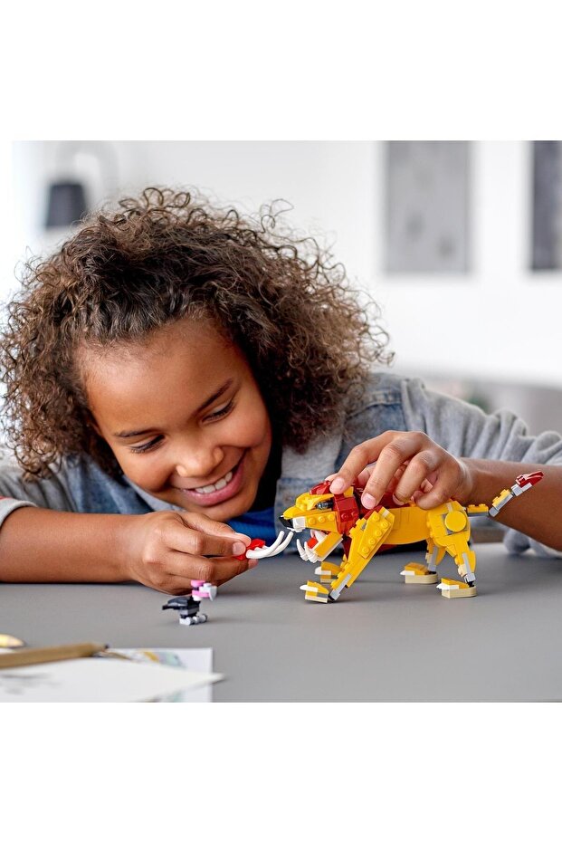 Creator 3’ü 1 Arada Vahşi Aslan 31112 3’ü 1 Arada Oyuncak Yapım Seti (224 Parça) - 9