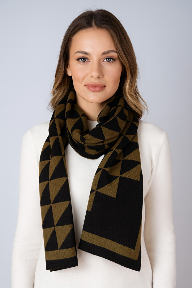 Üçgen Desenli Triko Örme Atkı - 3