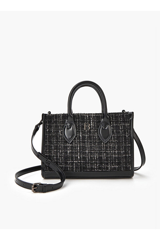 Textured Tote Bag with Detachable Strap and Zip Closure W 19 x H9.5 x D 24.5 cm