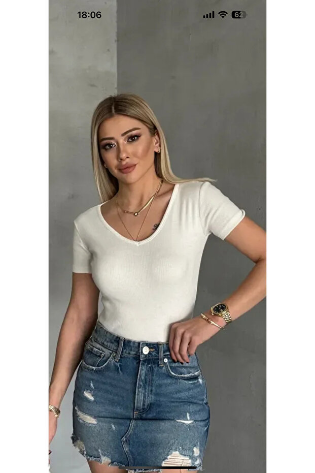 MOR BUTİK KADIN EKRU V YAKA BASİC BODY - 1