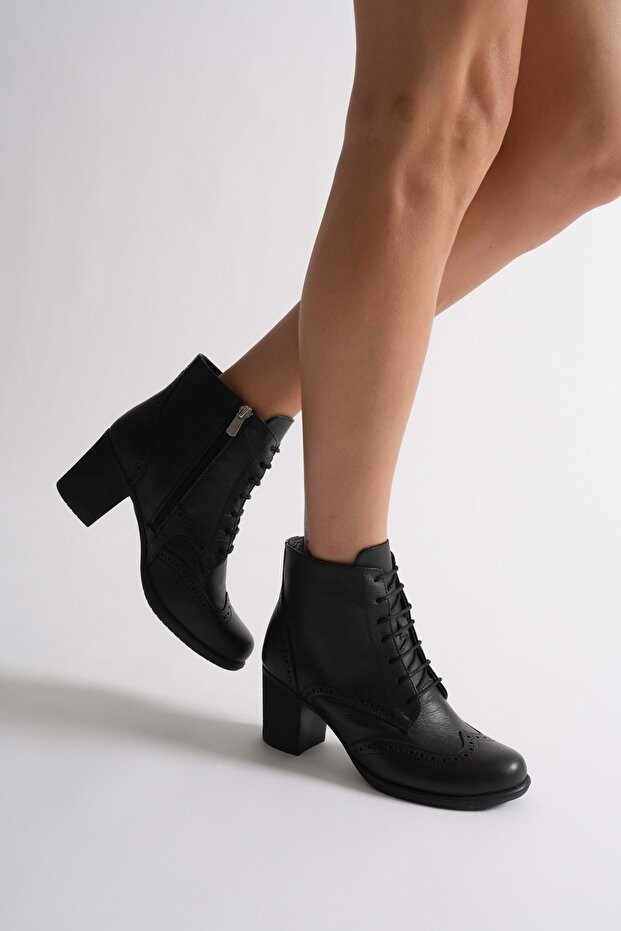 Women's genuine leather laser detailed lace-up boots - black