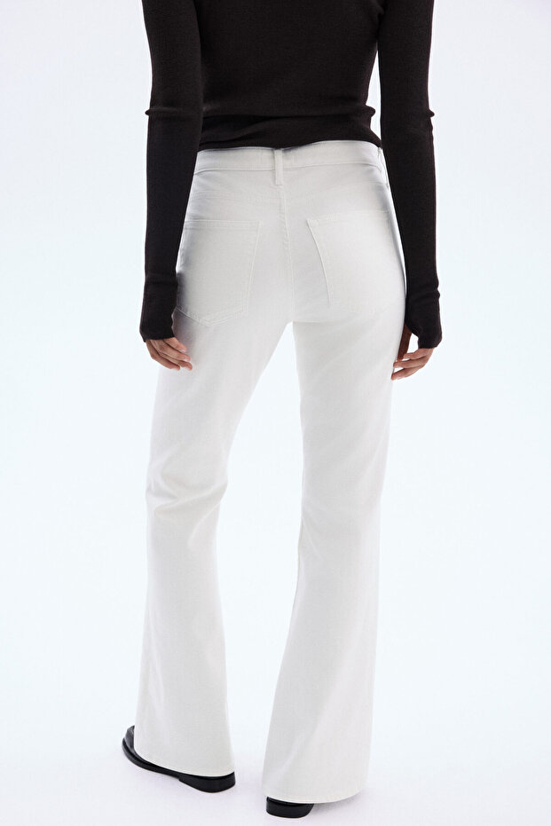 Flared High Jeans - 4