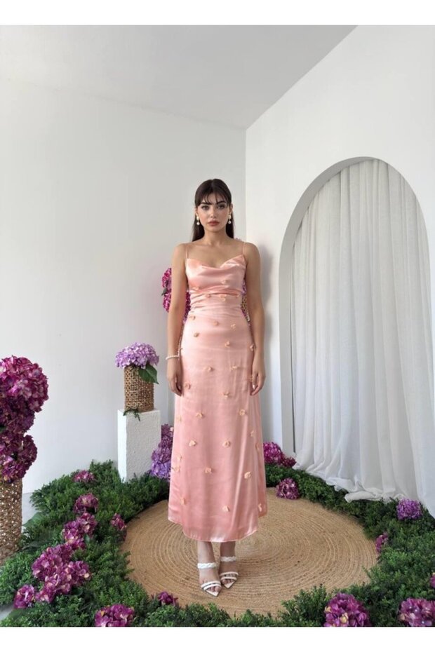 Dora Çiçek Detaylı Elbise - 7