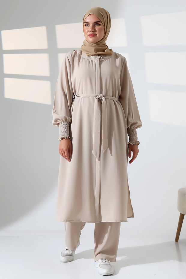 Women's Linen Hajj and Umrah Clothing Belted Hijab Two-Piece Set - Cream