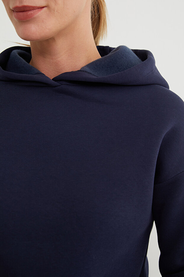 طقم جوجر بقلنسوة ورباط خصر من 3 قطع - 8