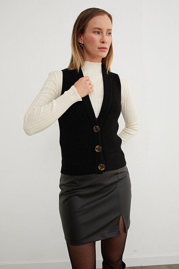 Düğmeli Triko Yelek - 5