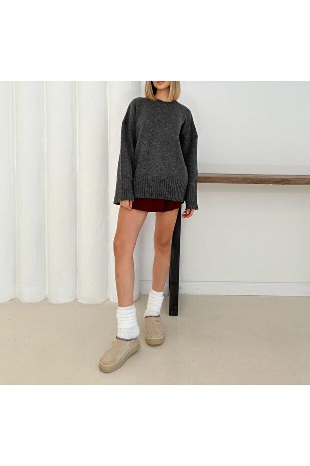 Oversize Basic Knit Sweater - 2