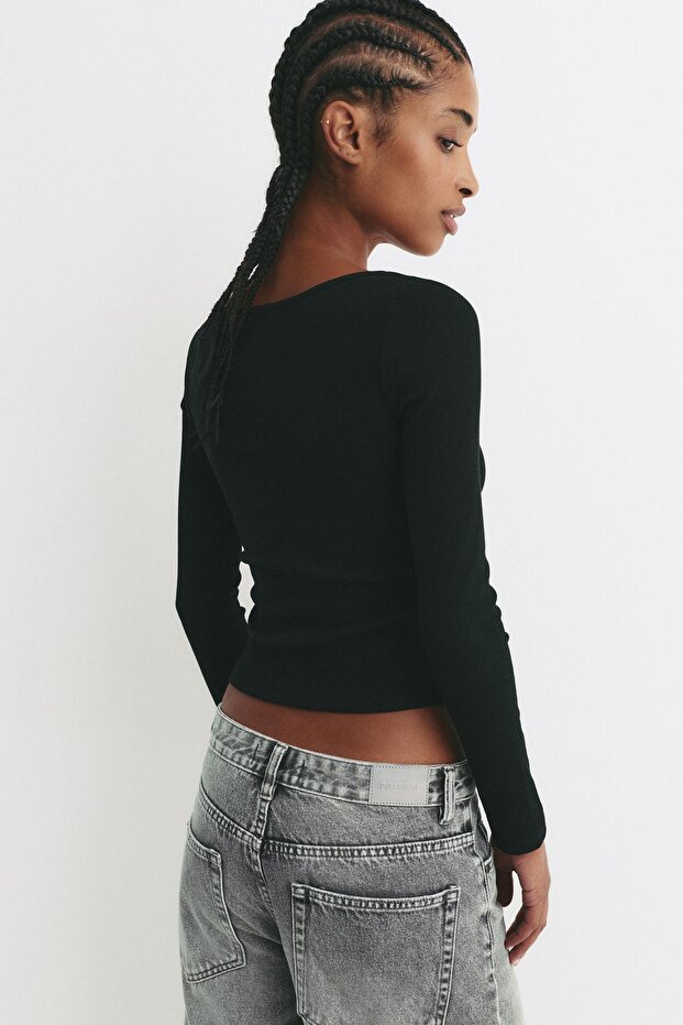 تي شيرت برقبة دائرية مضلعة - 3