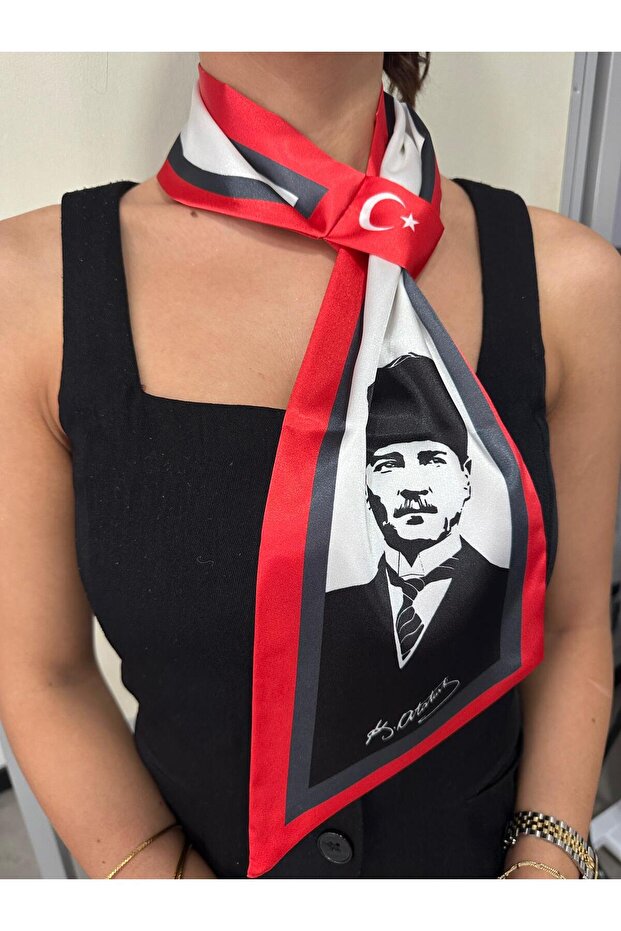 Ataturk Illustrated & Signed Tie Scarf