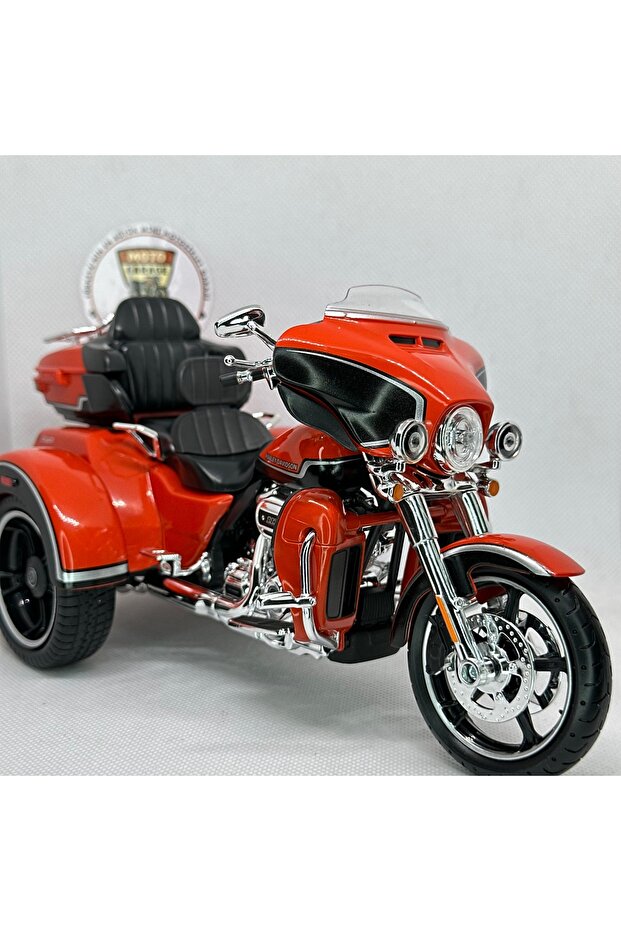 Harley Davidson 2021 Cvo Tri 1:12 Diecast Motorcycle Model – Licensed Metal Replica Toy & Collectible