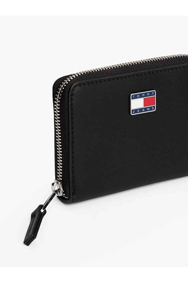 TJW Cool közepes méretű cipzáras női fekete pénztárca AW0AW18031BDS - 3