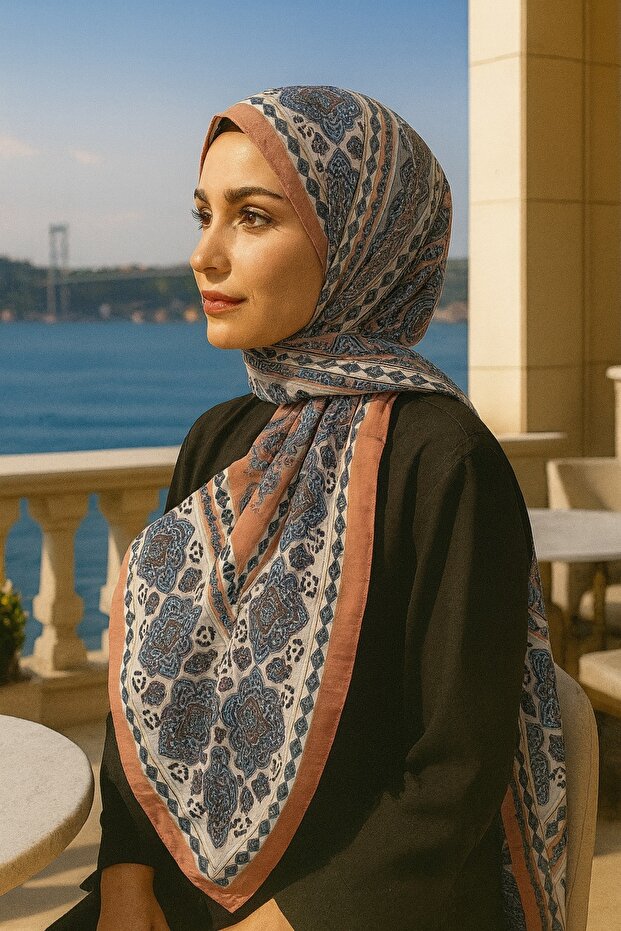 شال قطني ناعم منقوش - 1